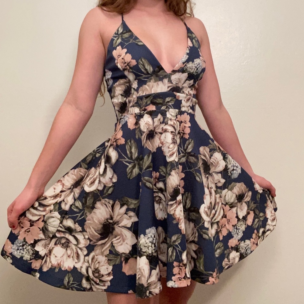 Floral v-neck skater dress